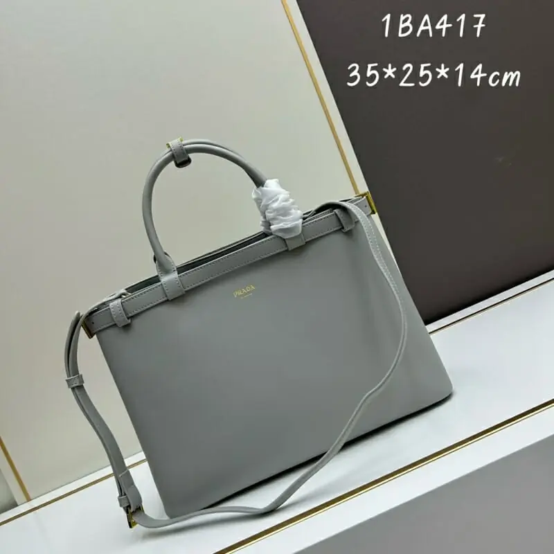 prada aaa qualite sac a main  pour femme s_11a3024